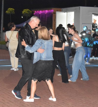 Pohulanka nad stawem 2025